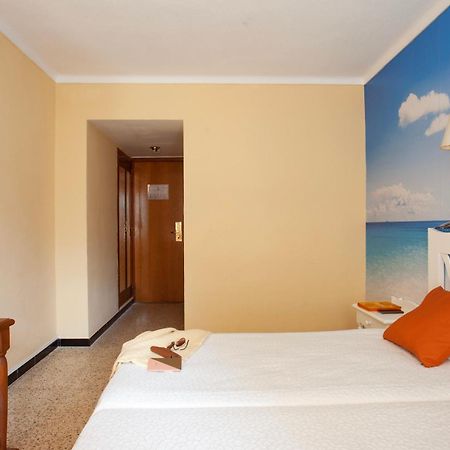 Bj Hostal Bona Vista S'Illot  Kültér fotó